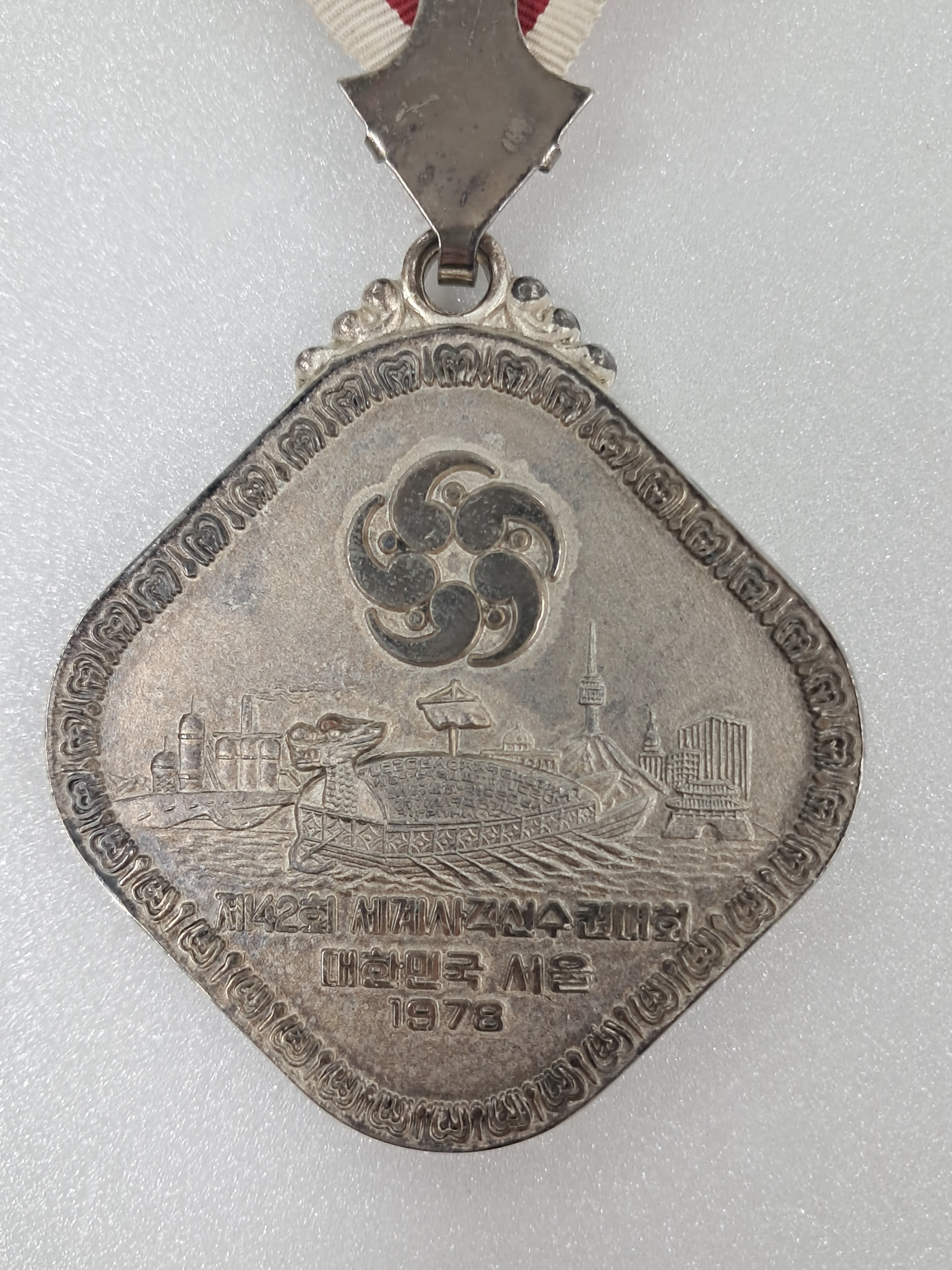 40016eafcb66ed9c7bc4306e37dd4fd9_1761749176_5206.jpg 40016eafcb66ed9c7bc4306e37dd4fd9_1761749176_5206.jpg