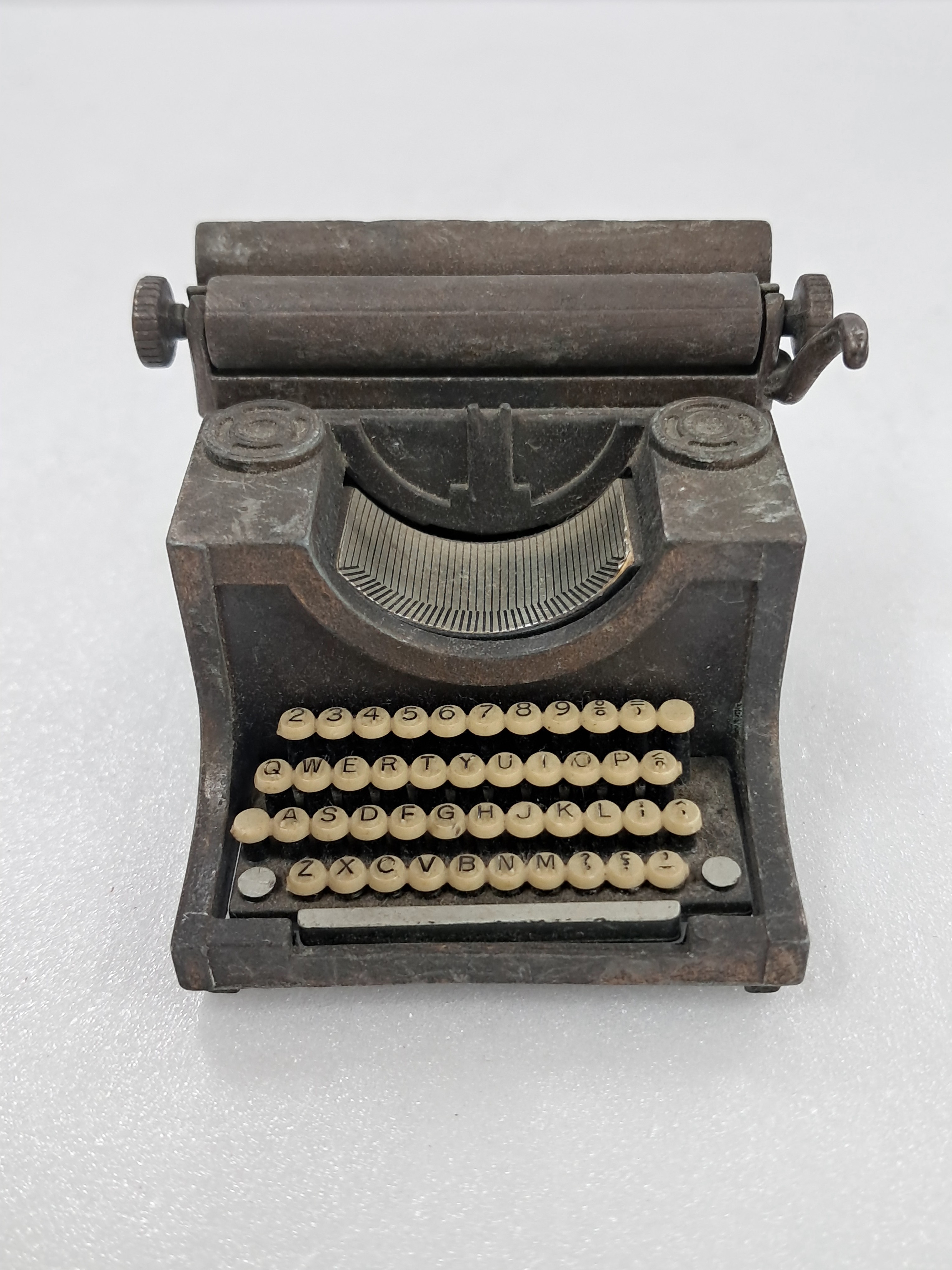 698470996d0b6e7a532f7fd0582e765b_1768448761_3849.jpg 698470996d0b6e7a532f7fd0582e765b_1768448761_3849.jpg