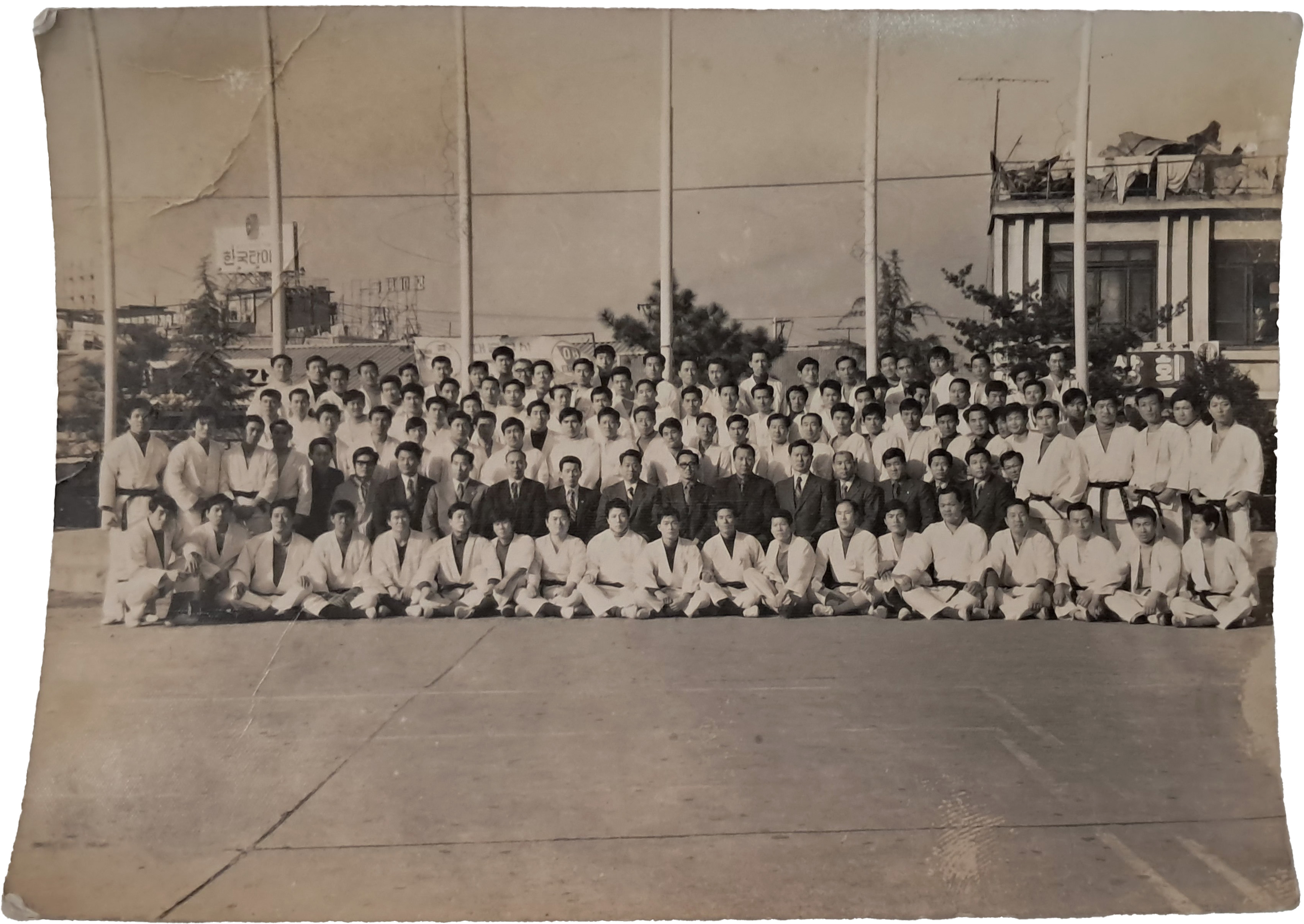 b1a6724483d1ec88dec2704639576aed_1776186633_0038.jpg b1a6724483d1ec88dec2704639576aed_1776186633_0038.jpg