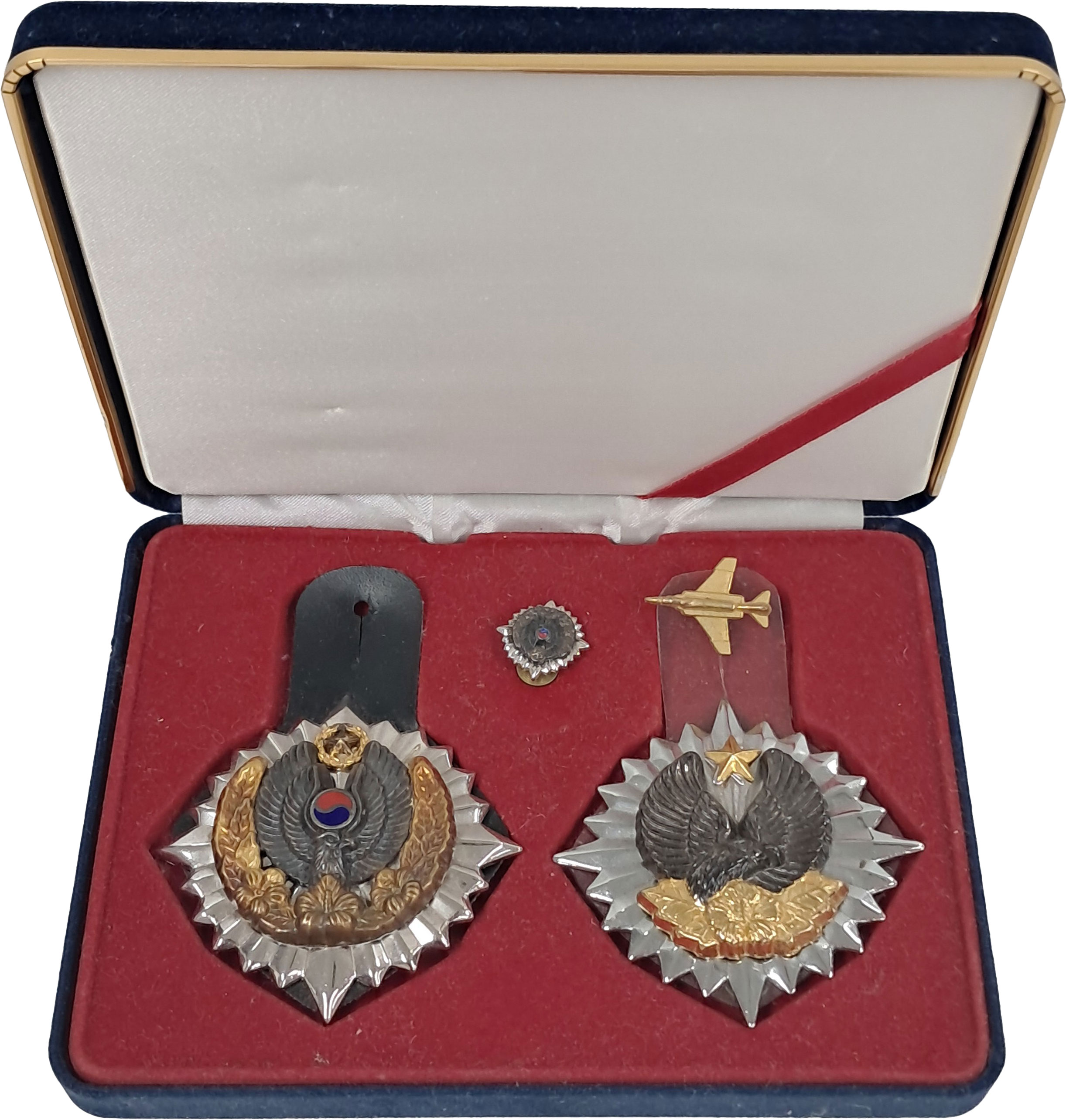 [87] 공군 30년 근속 기념 휘장증 3점