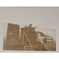 [192] 마릴린 먼로가 주한 미군을 위한 위문공연을 위해 한국에 도착한 공항 사진