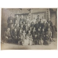 [210] 신사참배 거부로 폐쇄당할 즈음 촬영한 [이태원 예배당(梨泰院禮拜堂) 및 이창유치원(梨昌幼稚園)] 기념사진