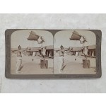 [24] 제물포 거리에서 ‘키질’하는 구한말 사진