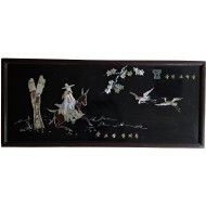 [103] 군부대 소장 한태원이 기증한 전통 공예 자개 장식품