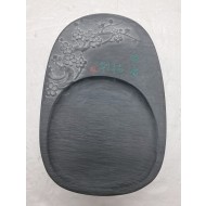 중국 4대 명 벼루 중의 하나인 매화문이 양각된 흡연(歙硯)